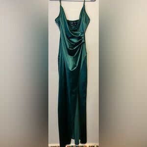 Emerald green prom dress